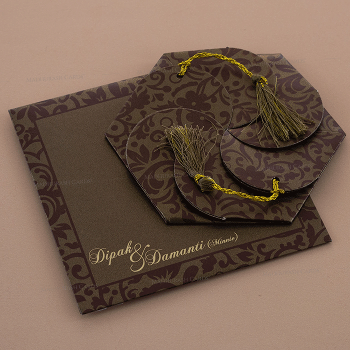 Elegant Hexagon Invitation 7109