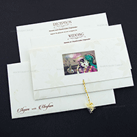 Enchanting Bride & Groom Wedding Card 7607