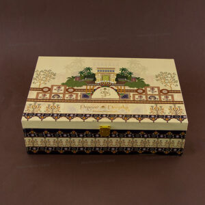 Splendid Royal Wedding Box Invite 8009